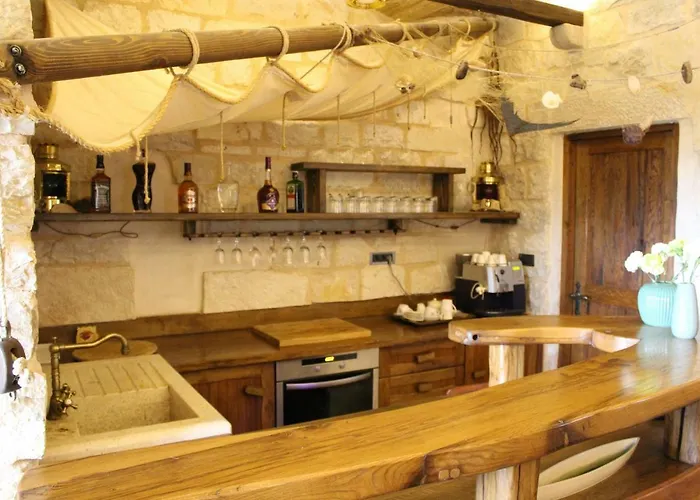 Vila Sea's The Day *