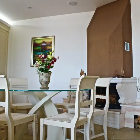 ヴィラ Sea's The Day